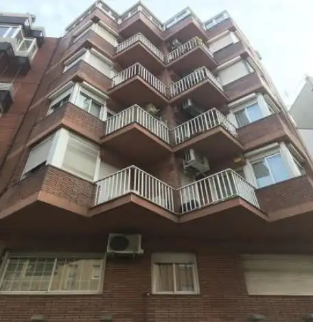 Piso en venta en LAUREA MIRO, El Centre