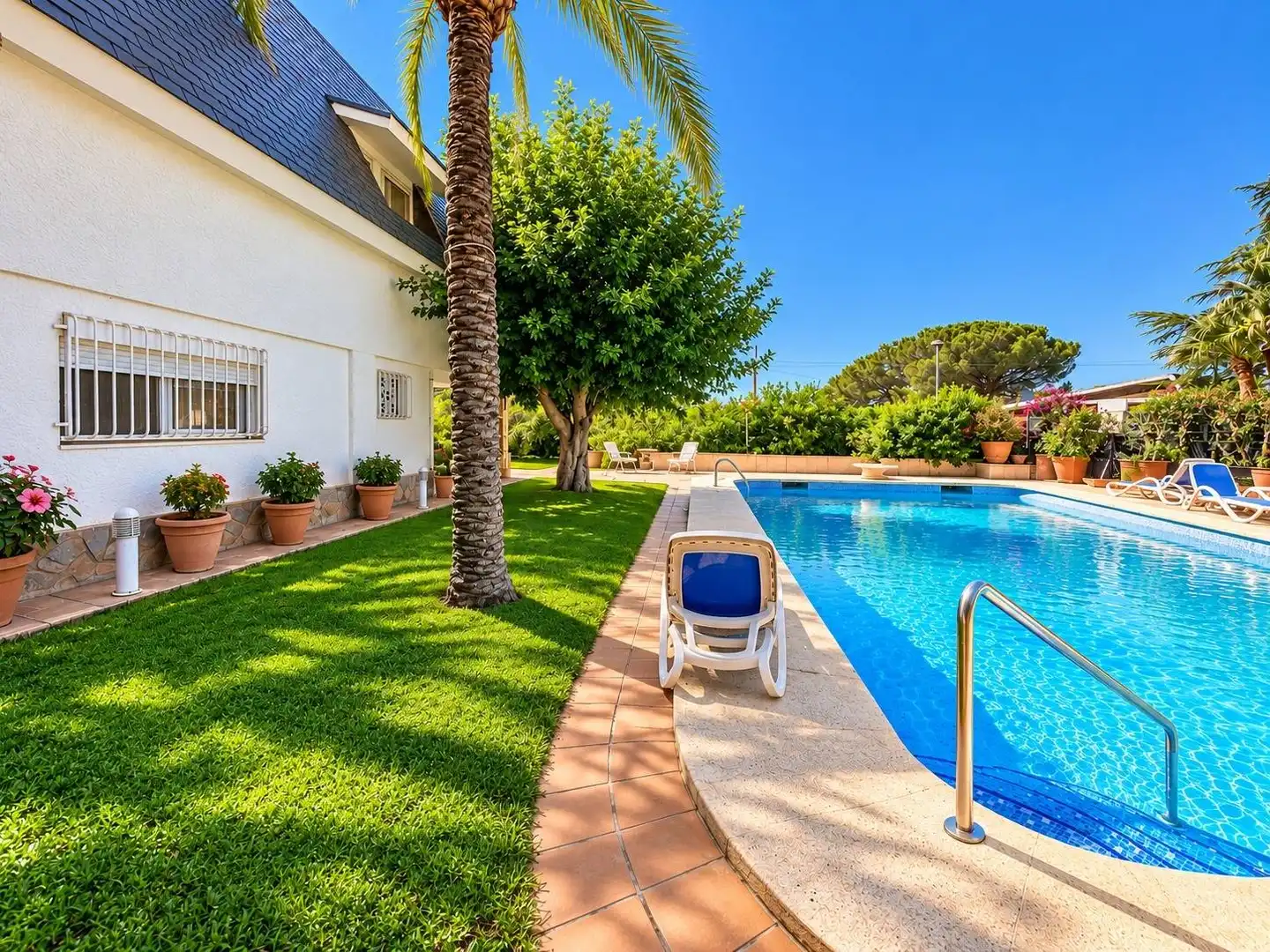 Villa avec piscine à vendre à Petrer
