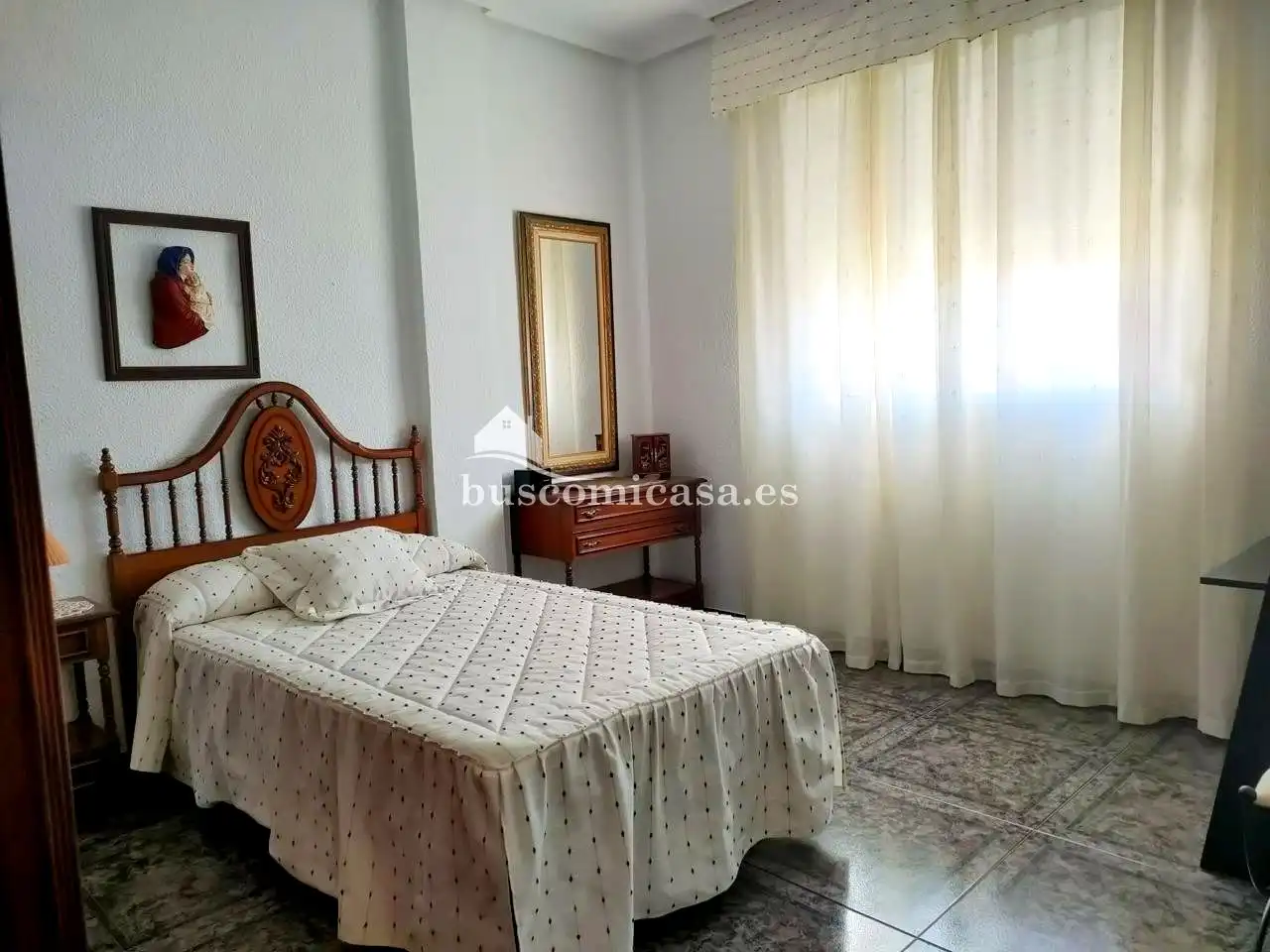 Dormitori de Casa o xalet en venda en Mengíbar amb Aire condicionat i Terrassa
