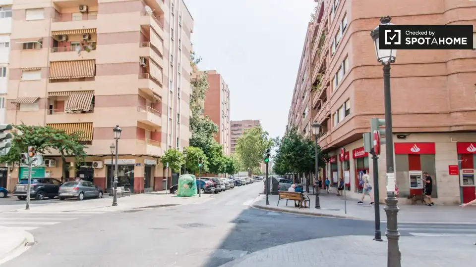 Flat with terrace to rent in Algirós, imagen 17