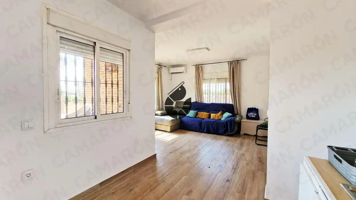 Casa con piscina en venta en Palomares del Río, imagen 5