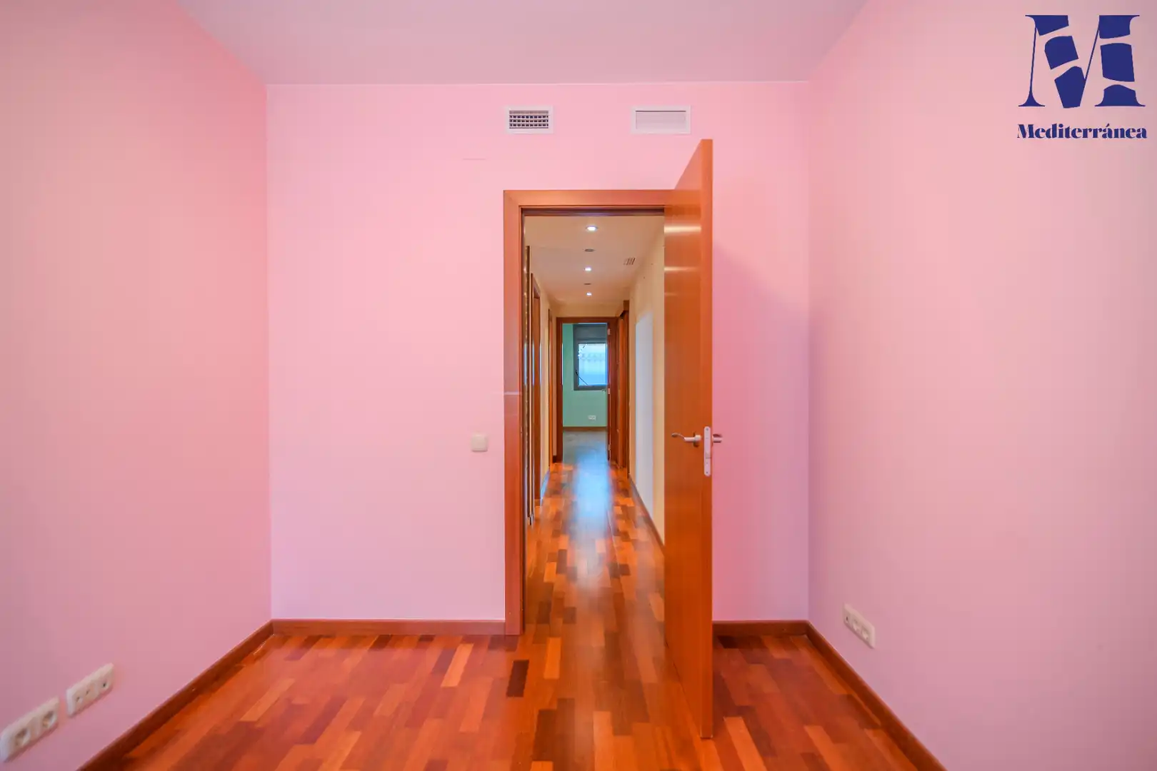 Flat for rent in Castelldefels  with Air Conditioner, Heating and Parquet flooring