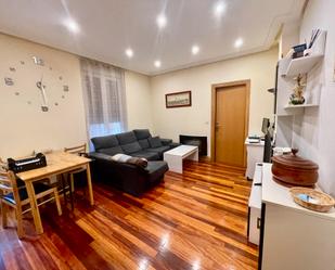 Sala d'estar de Apartament en venda en Errenteria amb Balcó