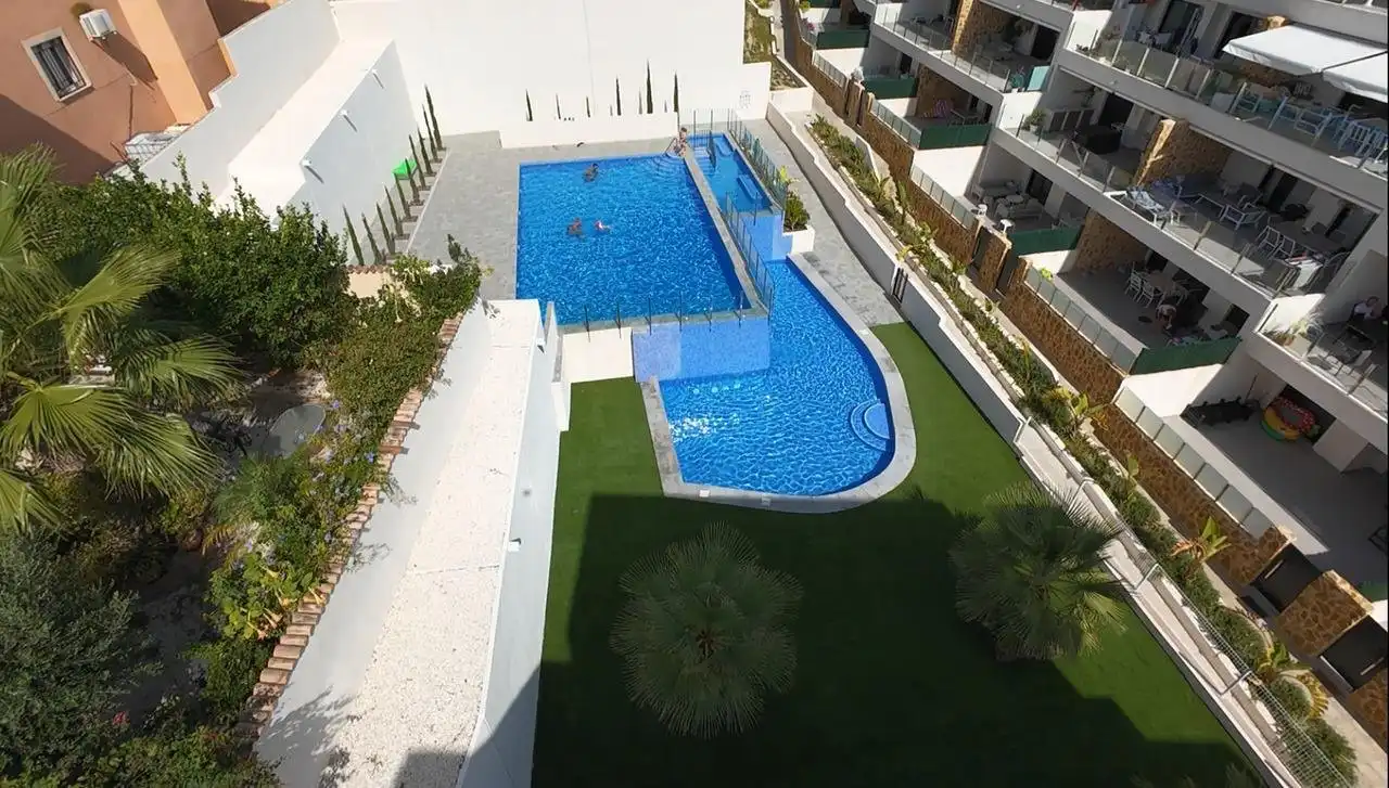 Piscina de Àtic en venda en Orihuela amb Aire condicionat, Piscina i Moblat