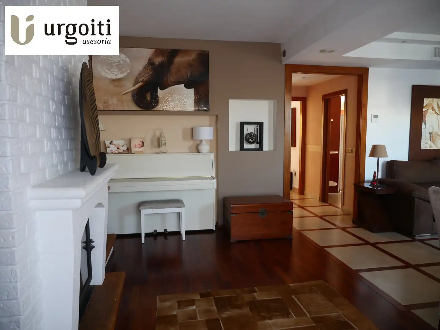 Sala de estar de Casa adosada en venta en Melilla con Aire acondicionado, Parquet y Terraza