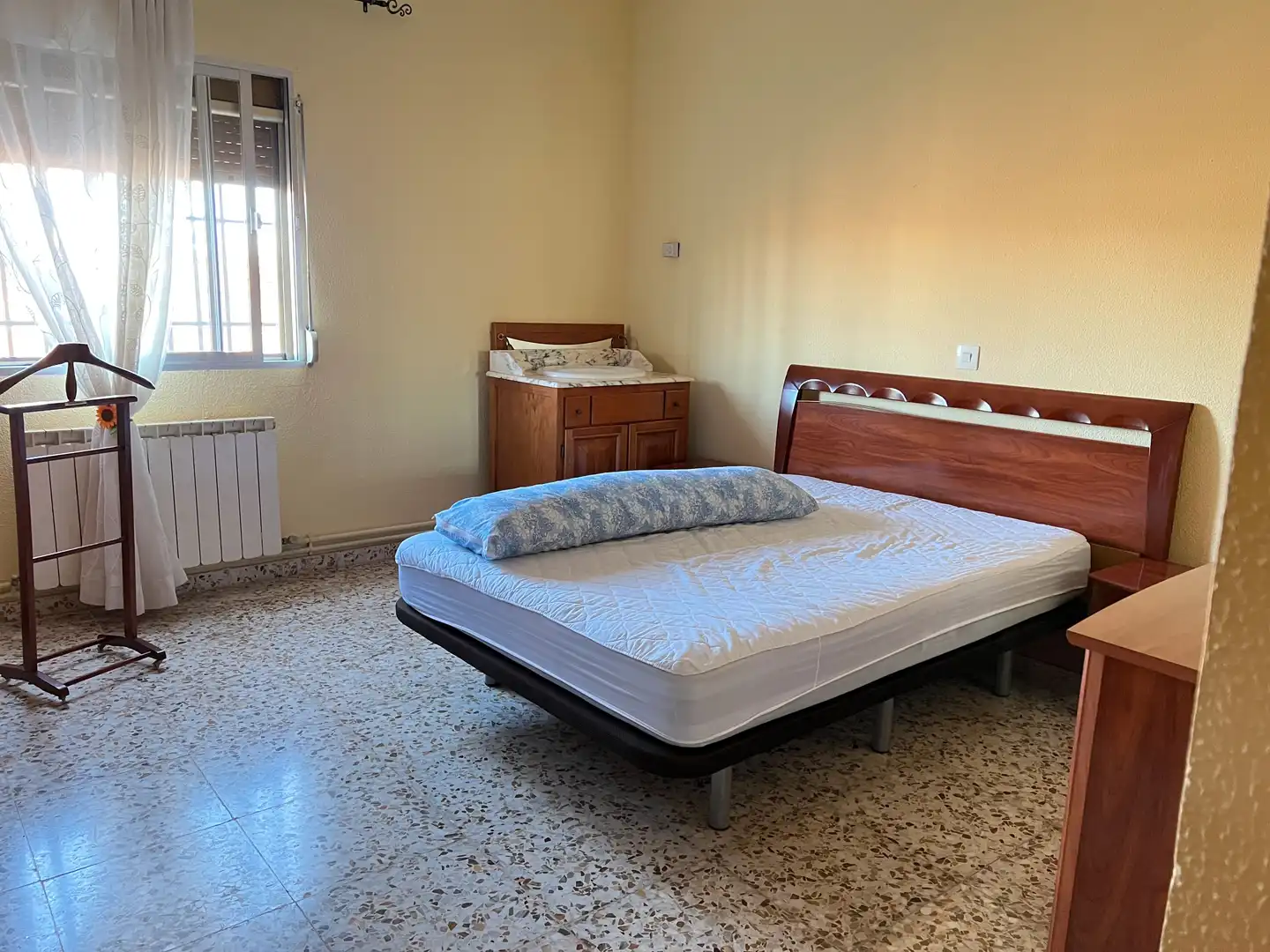Dormitori de Casa o xalet en venda en Villafranca de los Caballeros amb Aire condicionat, Calefacció i Terrassa