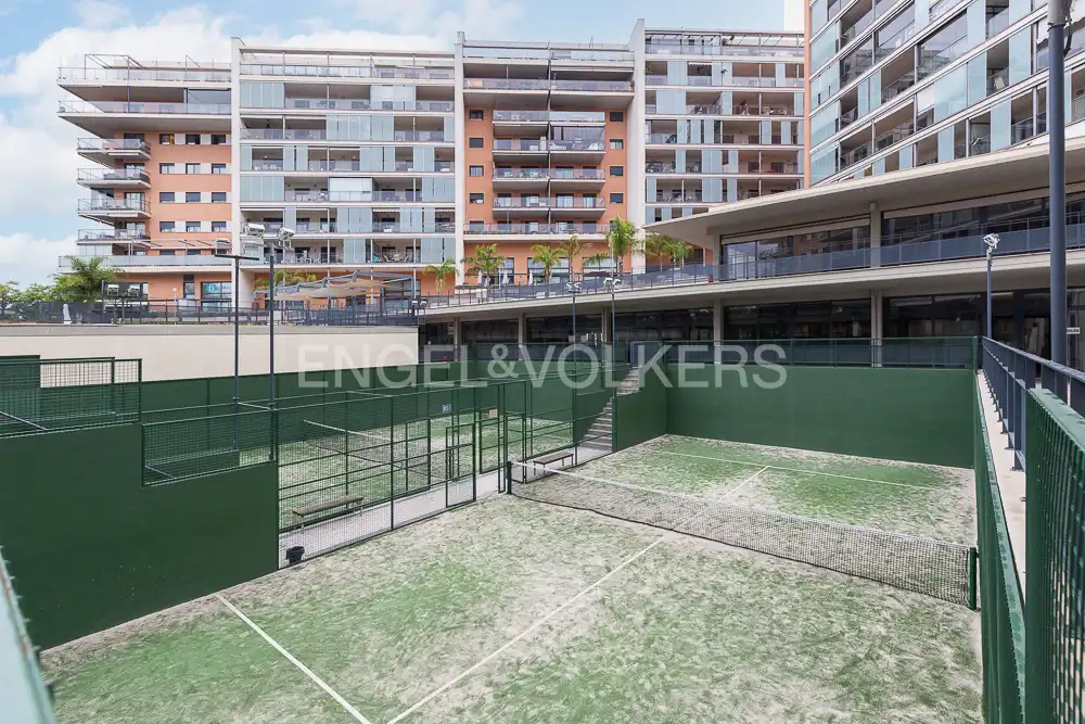 Terrace of Flat for rent in Paterna  with Air Conditioner, Heating and Parquet flooring