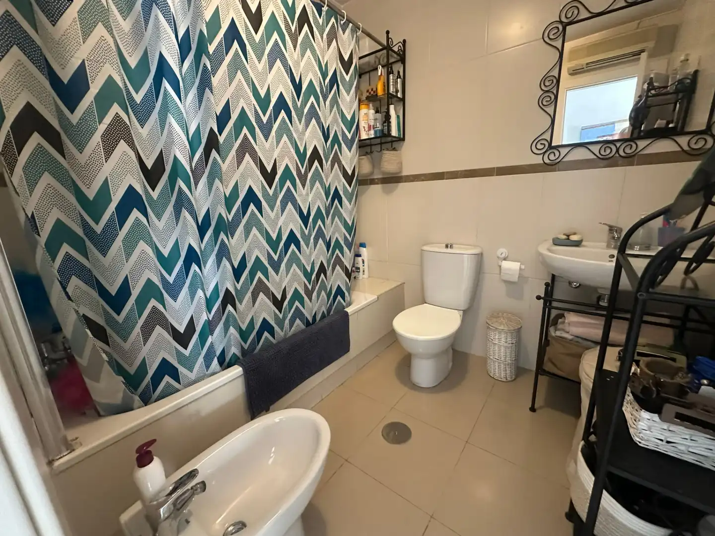 Bany de Apartament en venda en Almería