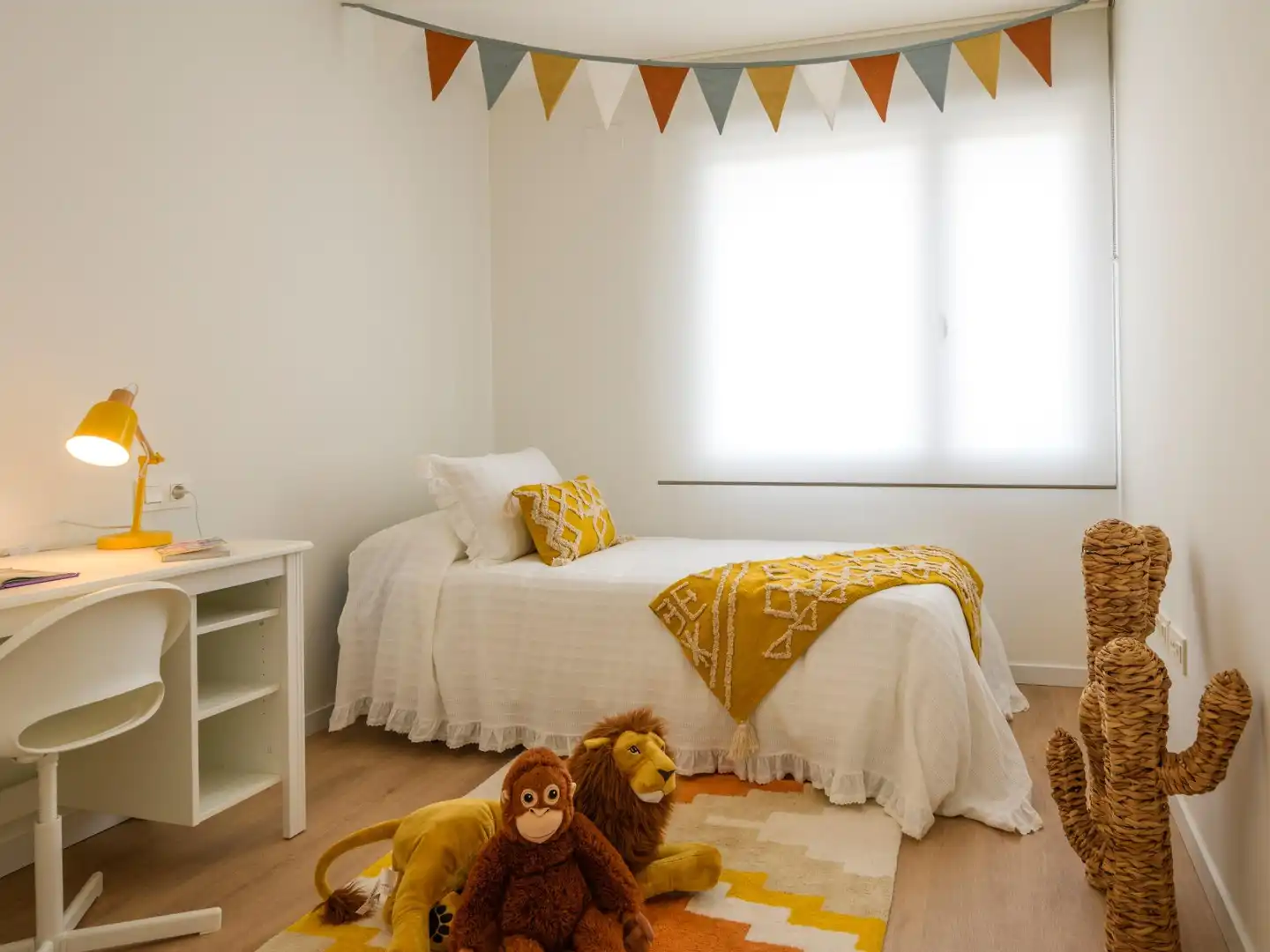 Dormitori de Casa o xalet en venda en Murcia amb Aire condicionat, Jardí privat i Terrassa
