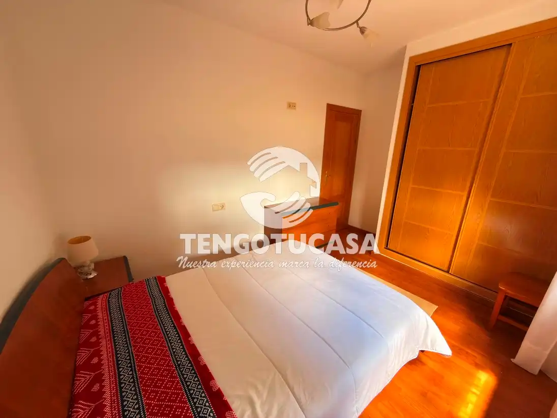 Habitación de Casa o chalet en venta en Bargas con Aire acondicionado, Calefacción y Jardín privado
