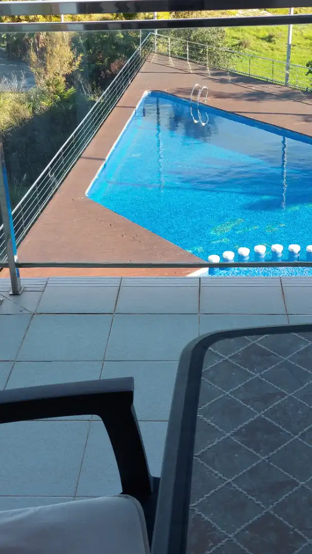 Schwimmbecken von Wohnungen zur Miete in La Manga del Mar Menor mit Klimaanlage, Terrasse und Möbliert
