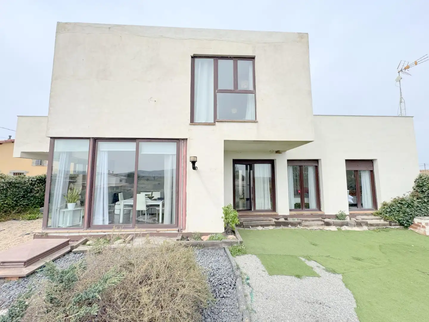 Vista exterior de Casa o chalet en venta en Tolbaños con Calefacción