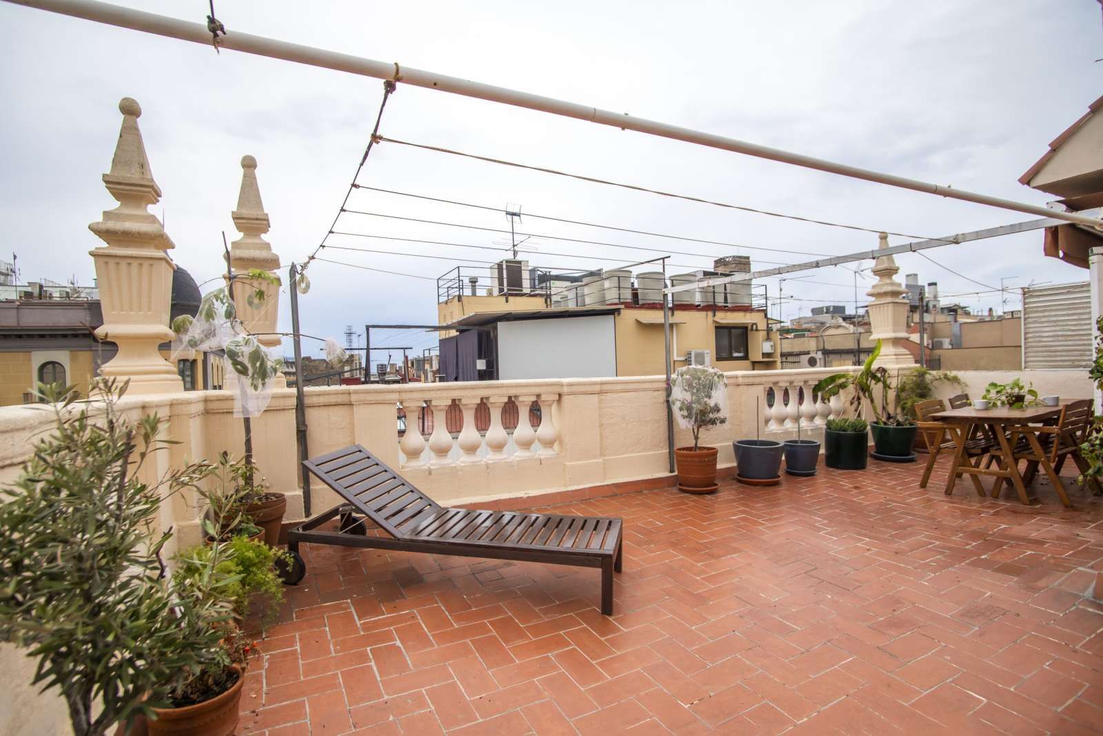 Terrassa de Apartament per a compartir en  Barcelona Capital amb Aire condicionat, Calefacció i Terrassa