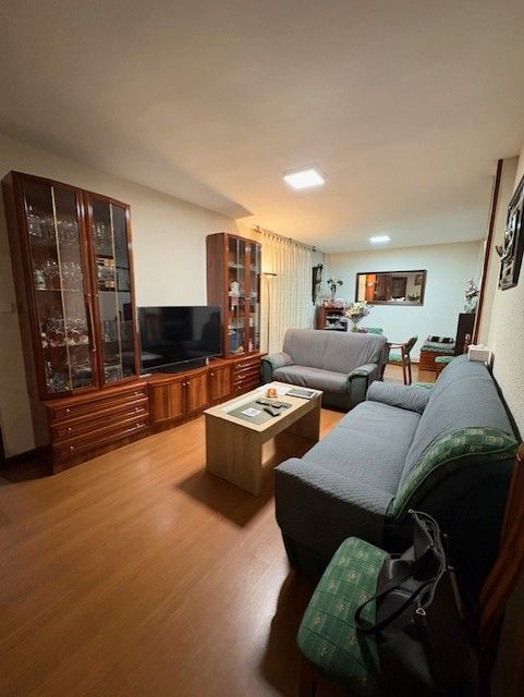 Living room of Flat for sale in Valladolid Capital  with Heating, Parquet flooring and Terrace