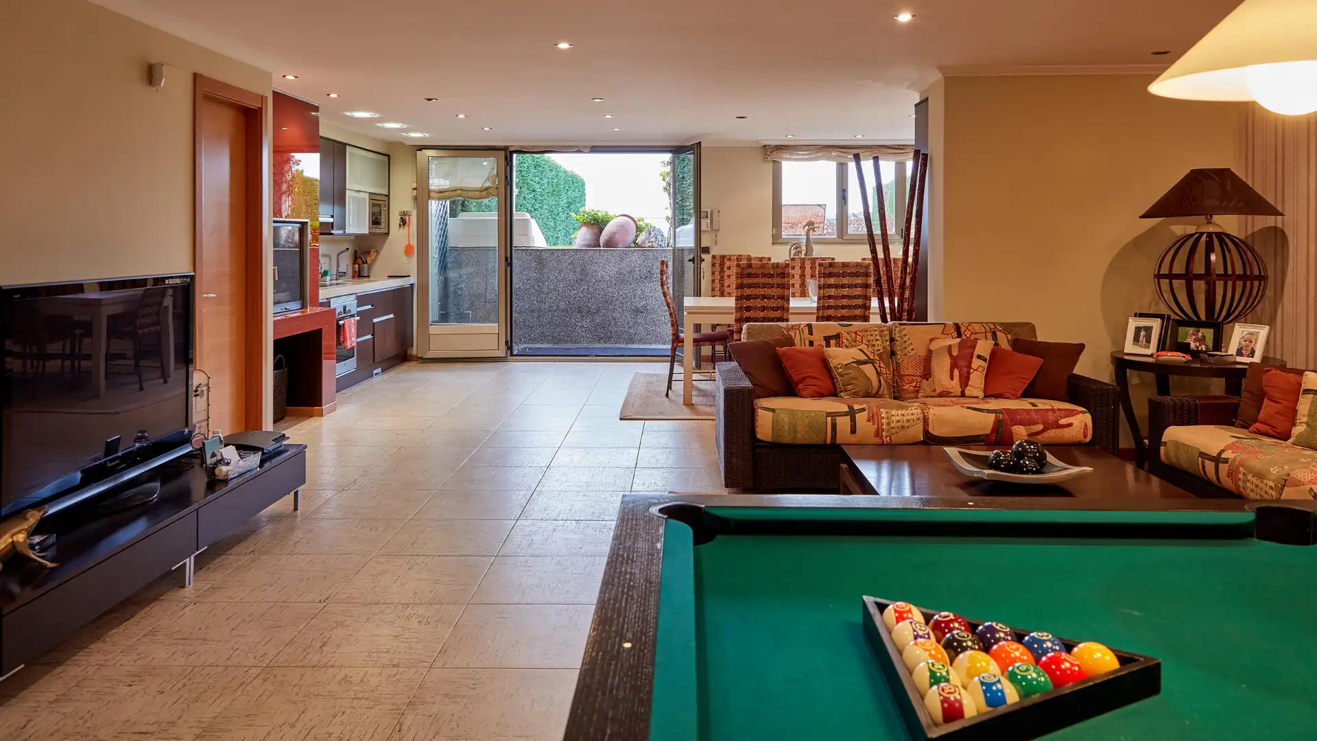 Casa adosada en venta en Sanxenxo con Calefacción, Jardín privado y Parquet