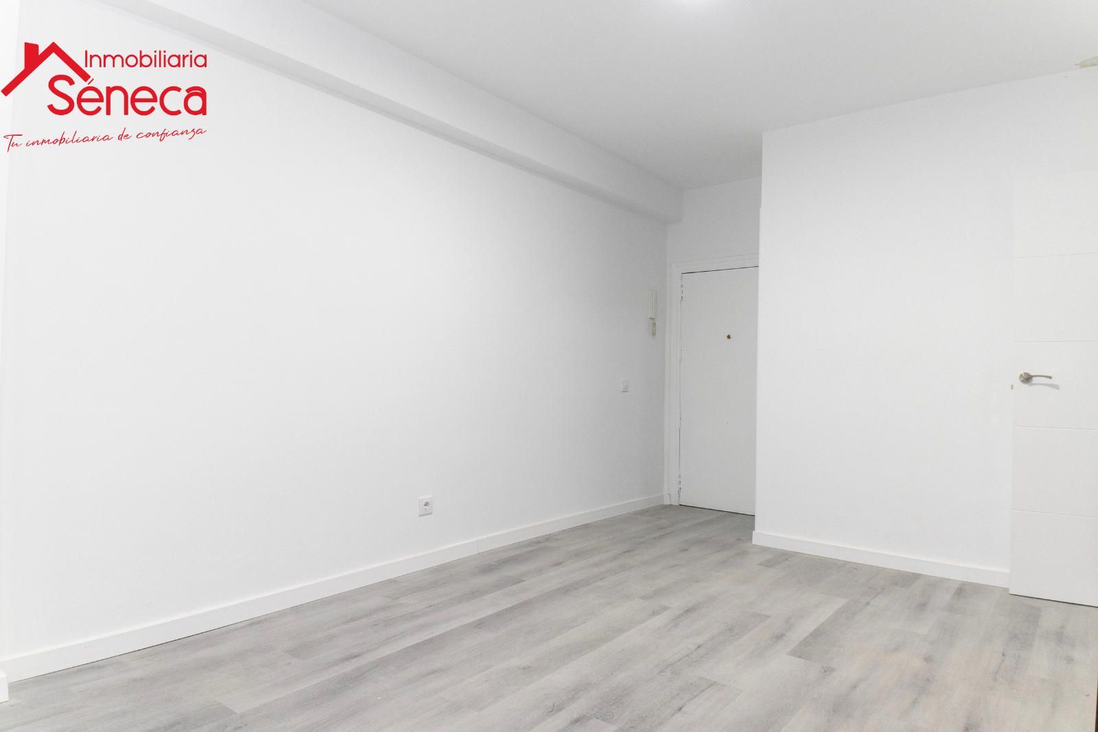 Flat for sale in Francisco Toledo, Huerta de la Reina - Trassierra
