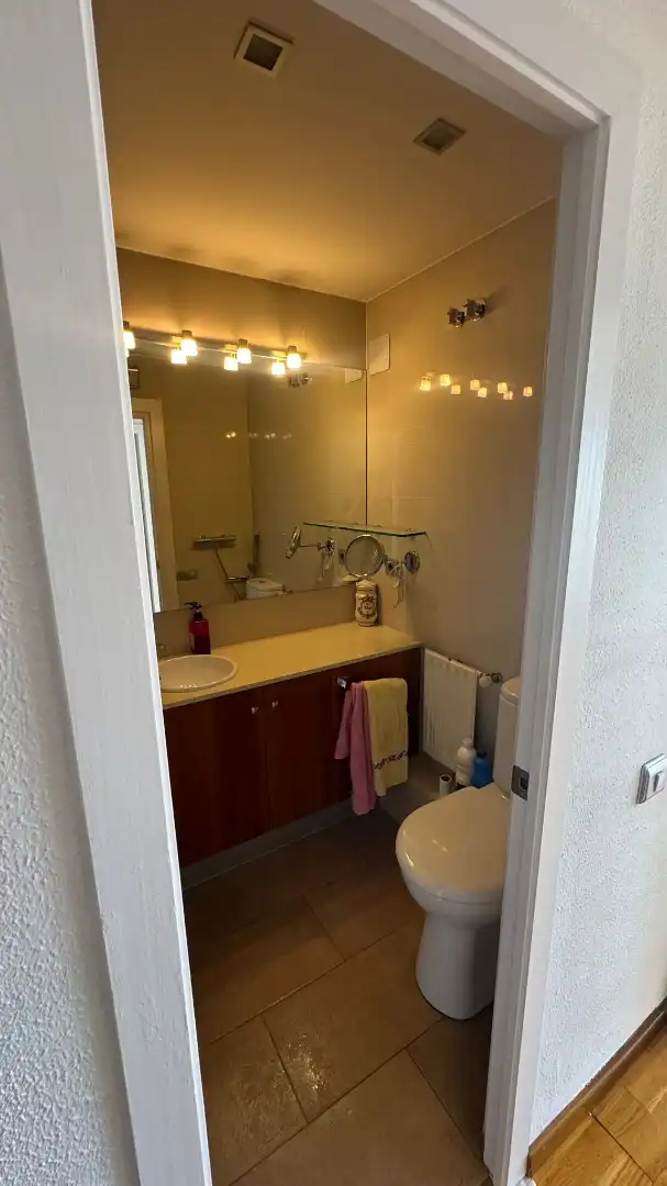 Baño de Ático en venta en Barcelona con Aire acondicionado, Terraza y Balcón