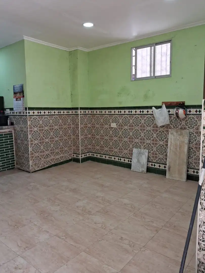 Bany de Local de lloguer en Cádiz