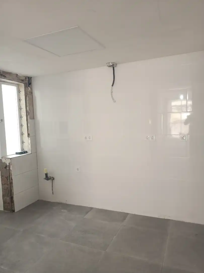 Piso con terraza en venta en Calle de Arnedo, imagen 3