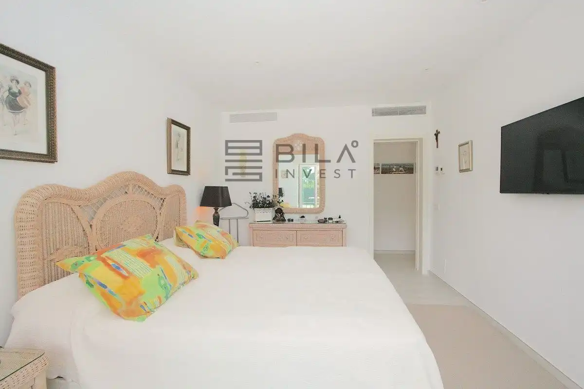 Dormitori de Casa o xalet en venda en Mijas amb Aire condicionat, Terrassa i Traster