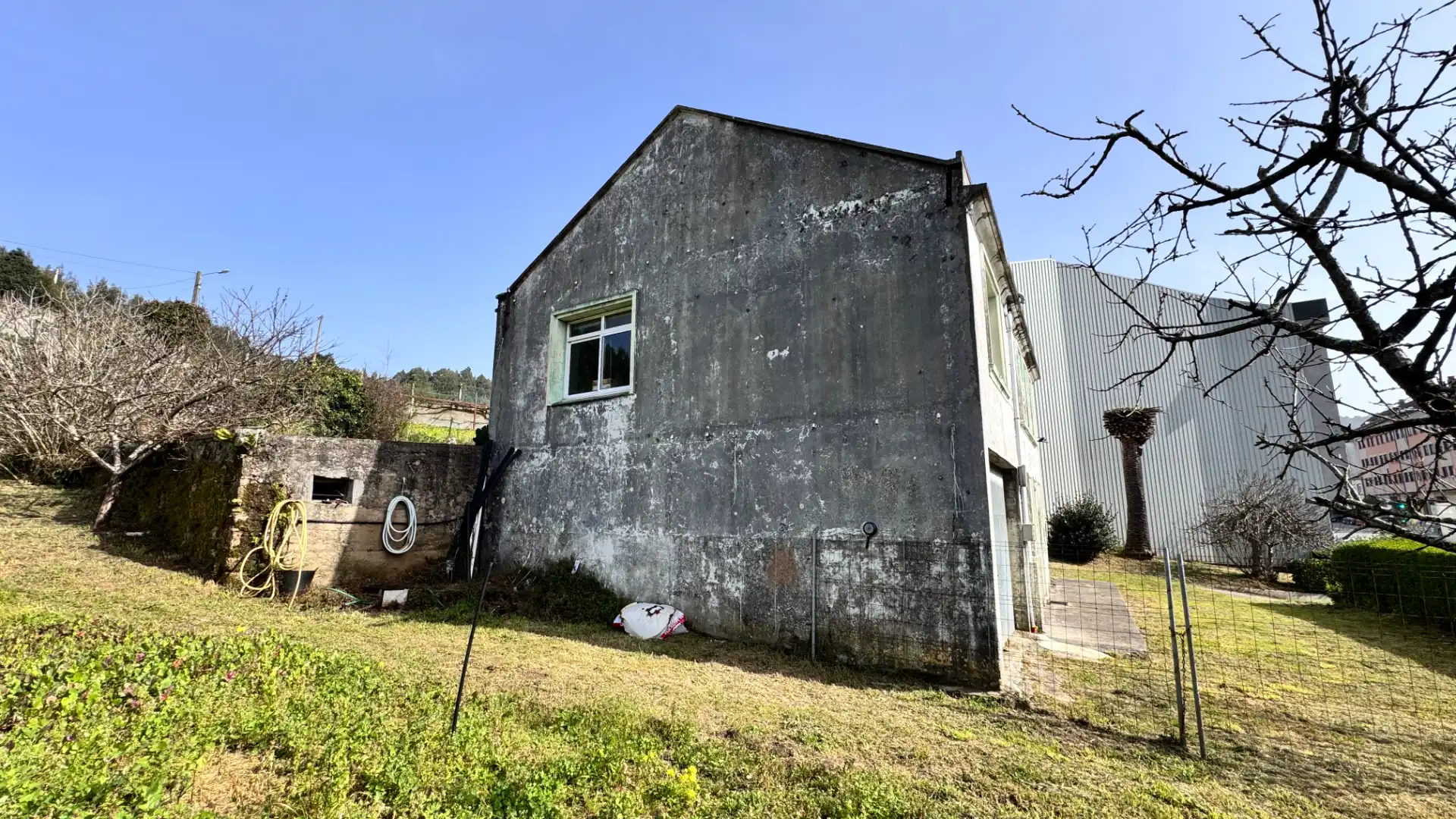 Vista exterior de Casa o xalet en venda en Arteixo amb Jardí privat i Traster