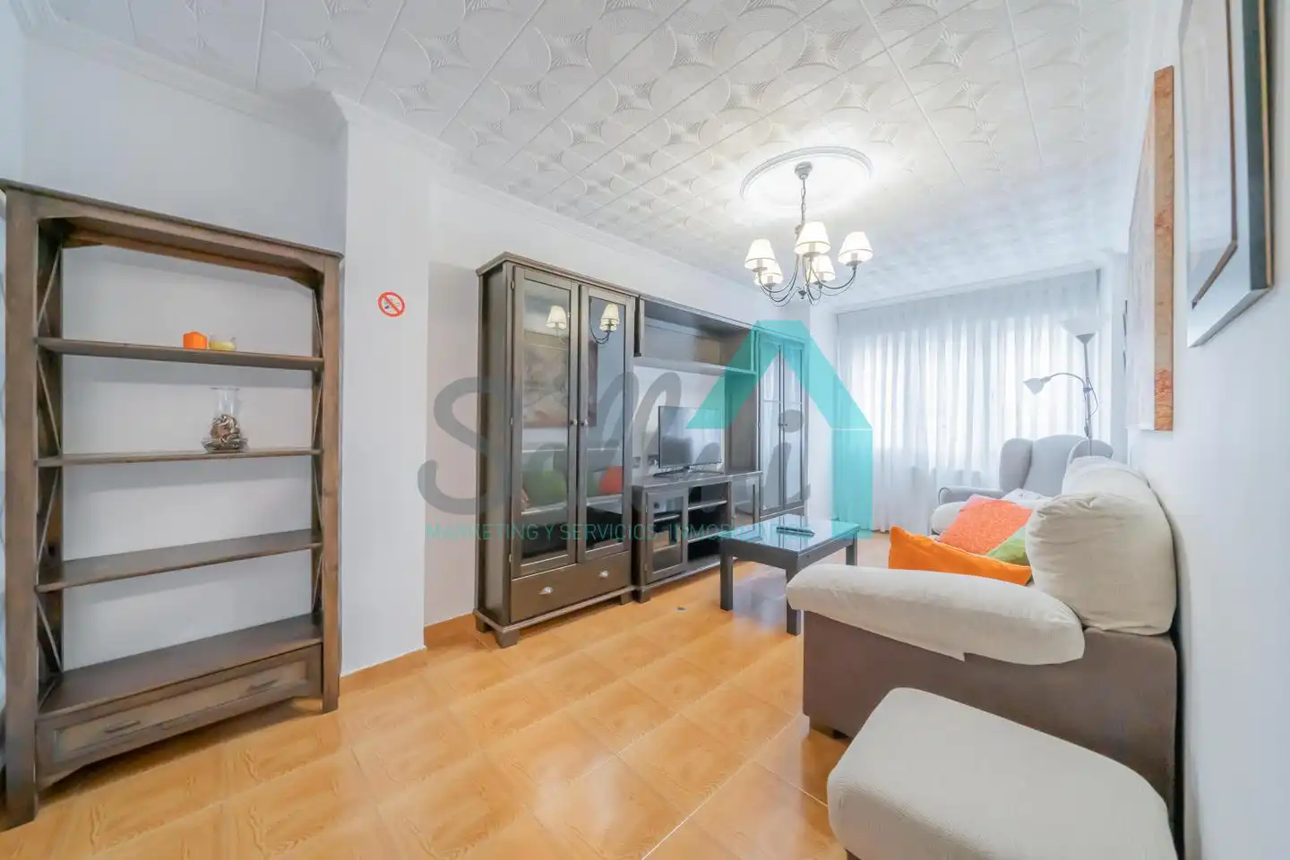 Flat with lift to rent in Calle Río Nervión