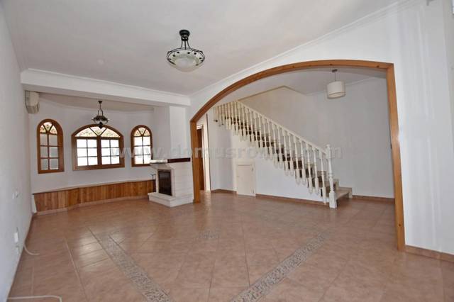Casa adosada en Venta en San Rafael