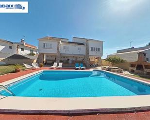 Swimming pool of House or chalet for sale in Creixell  with Terrace and Swimming Pool