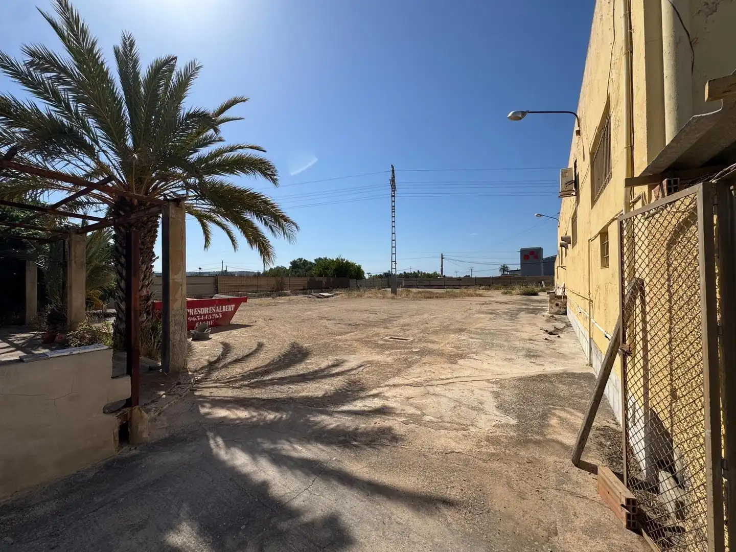 Fabrikhallen zum Verkauf in Elche / Elx