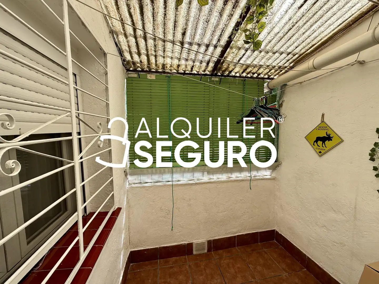 Balcony of Flat for rent in Juan de la Cierva