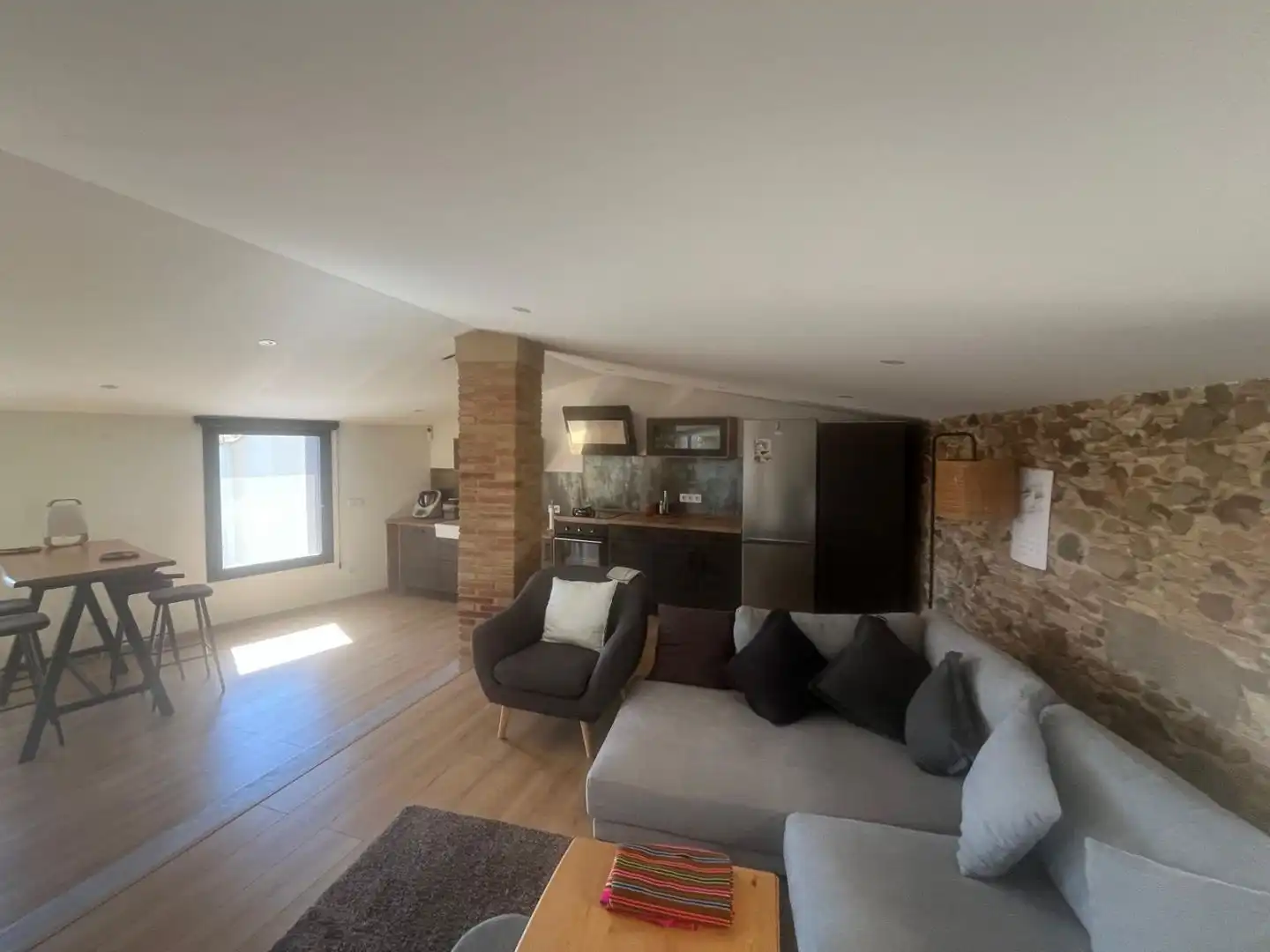 Casa rústica con jardín en venta en carrer del fort 7, imagen 4