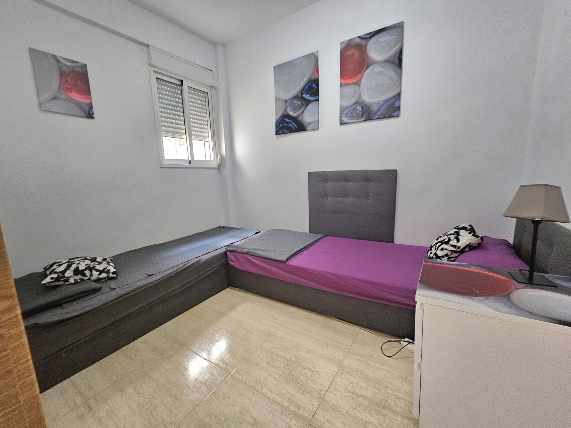 Dormitori de Pis en venda en Gandia amb Aire condicionat, Moblat i Balcó