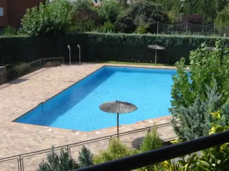 Piscina de Pis en venda en Las Rozas de Madrid amb Aire condicionat, Calefacció i Traster