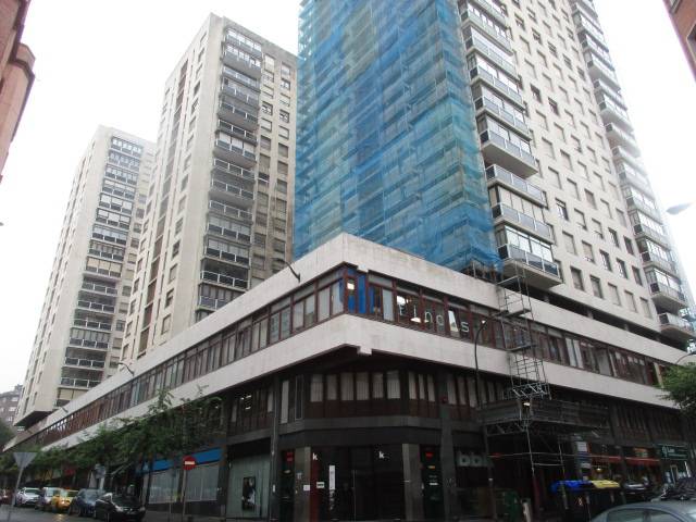 Local comercial en Venta en C/ Bolï¿½var Simï¿½n en Sabino Arana - Jesuitas