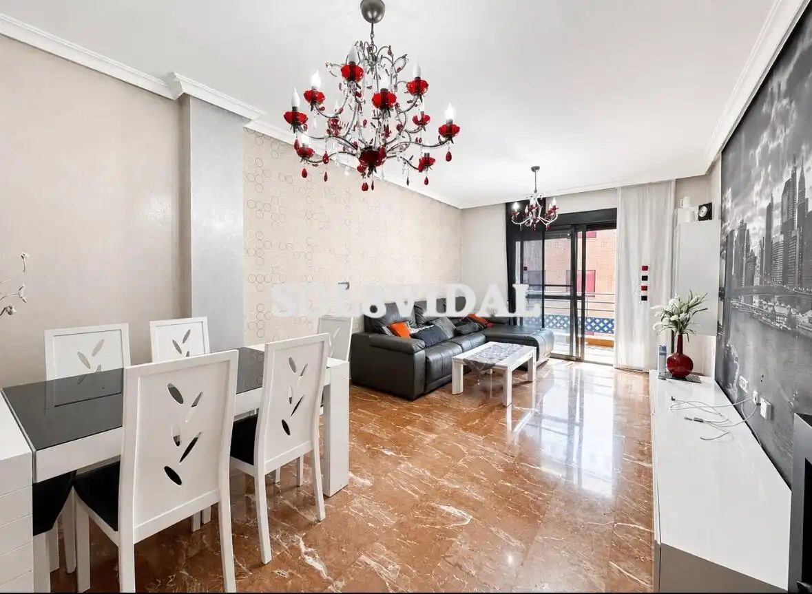 Sala de estar de Piso de alquiler en Orihuela con Aire acondicionado, Calefacción y Amueblado
