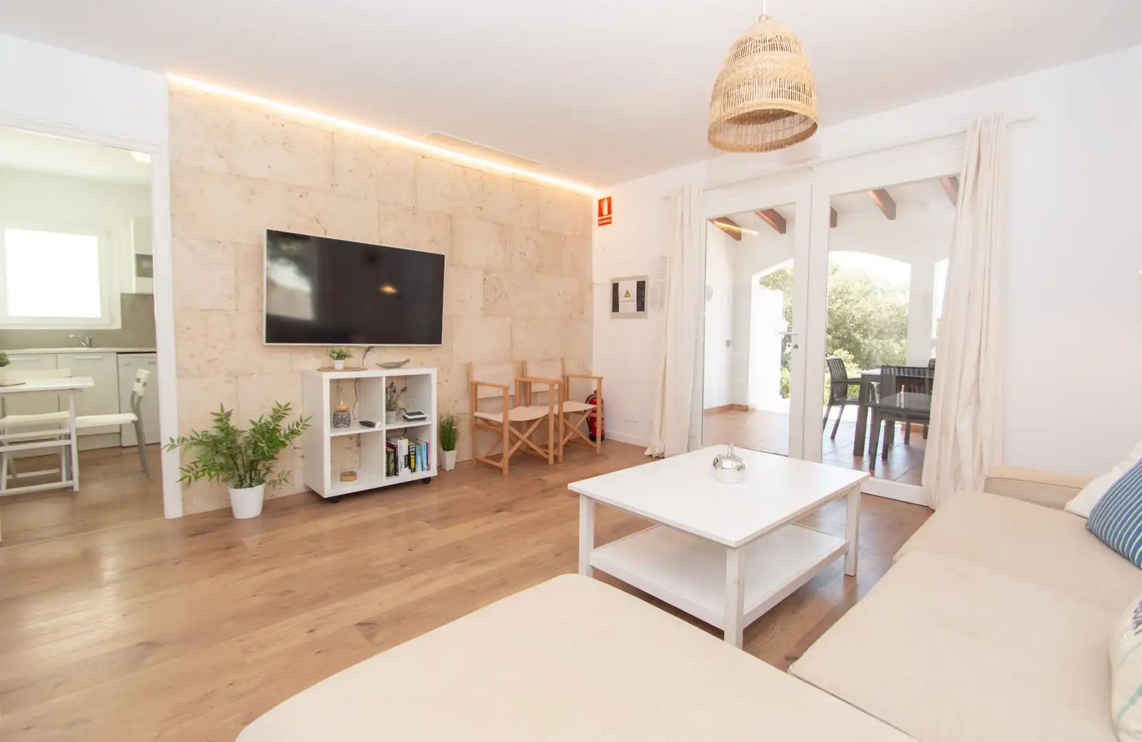 Sala de estar de Casa o chalet en venta en Ferreries con Aire acondicionado, Jardín privado y Terraza