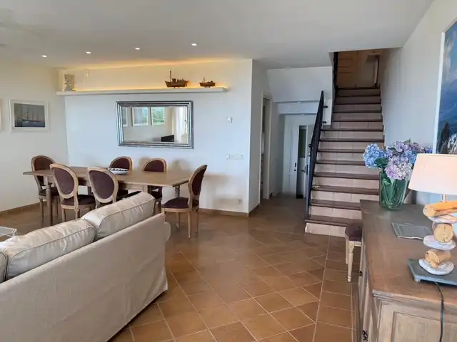 Comedor de Casa adosada de alquiler en Palafrugell con Amueblado, Balcón y Piscina comunitaria