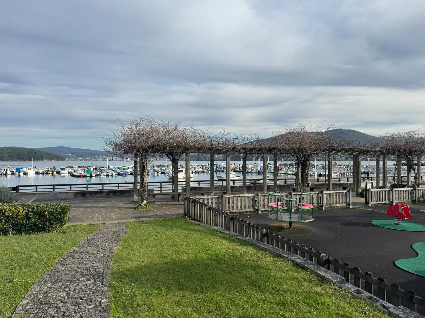 Vista exterior de Residencial en venta en Outes