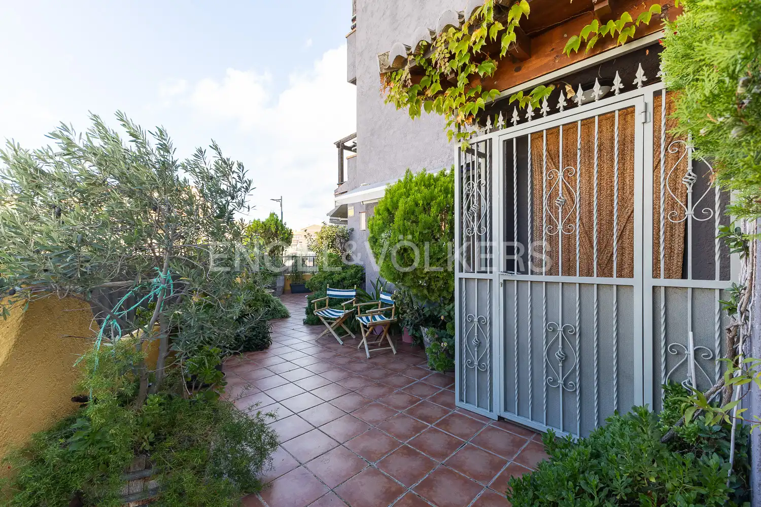 Terraza de Casa adosada en venta en Viver con Calefacción, Terraza y Amueblado