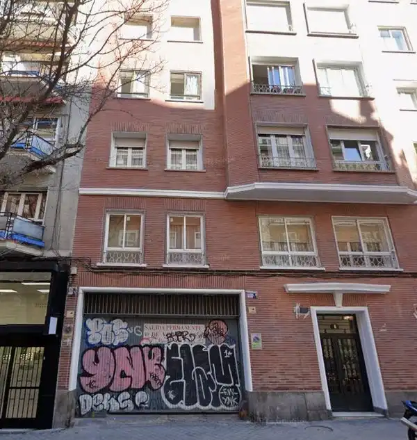 Vista exterior de Local de alquiler en Madrid con Amueblado
