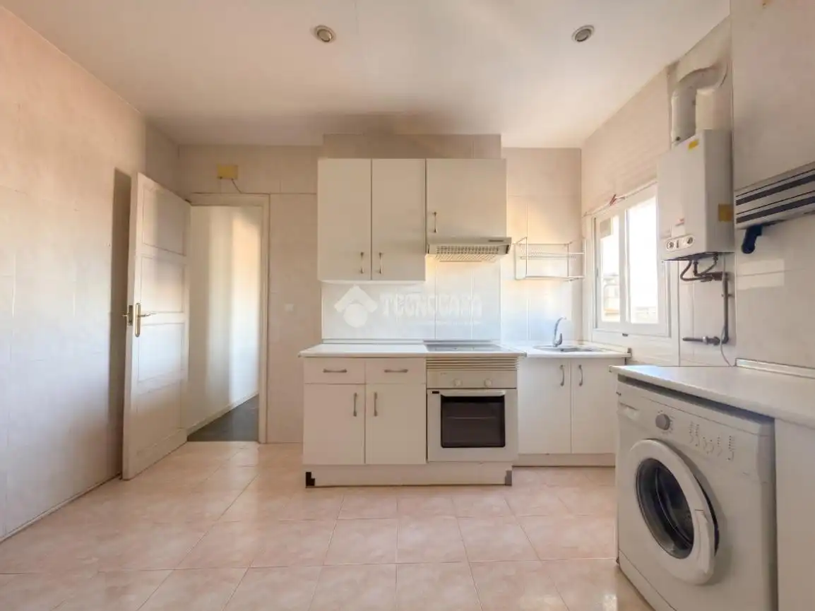 Cocina de Ático en venta en Madrid con Calefacción, Terraza y Balcón