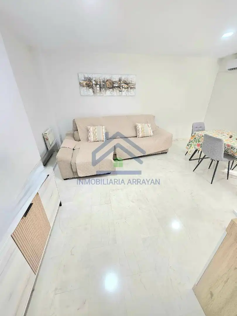 Casa con piscina en venta en Poniente, imagen 7