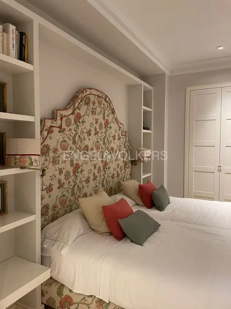 Bedroom of Flat for sale in Madrid  with Heating and Storage room