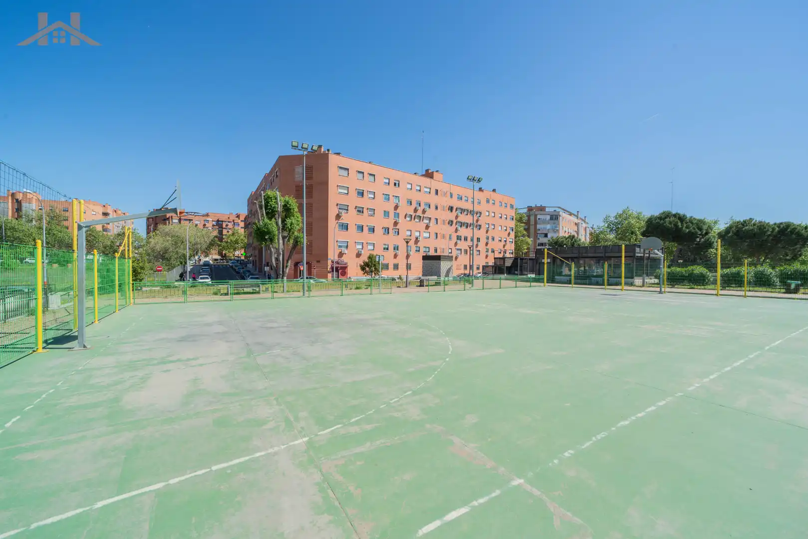 Parking of Flat for sale in Alcorcón  with Air Conditioner and Heating