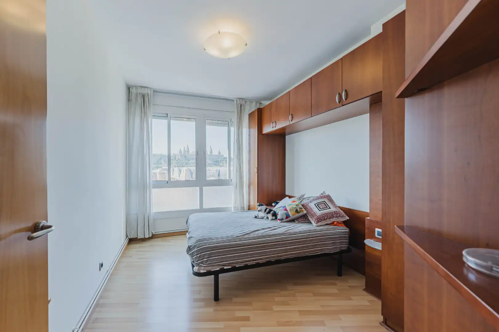 Bedroom of Flat for sale in Barcelona  with Air Conditioner, Heating and Parquet flooring