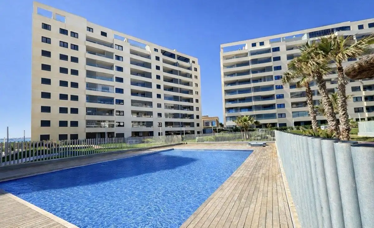 Apartamento con piscina en venta en N/A, imagen 16
