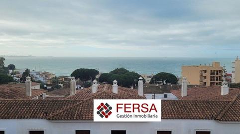 Foto 3 de Casa adosada en venta en Fuentebravía, Cádiz