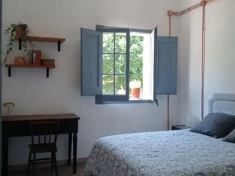 Schlafzimmer von Wohnung zur Miete in Aller mit Balkon