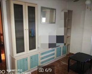 Dormitori de Apartament de lloguer en  Jaén Capital