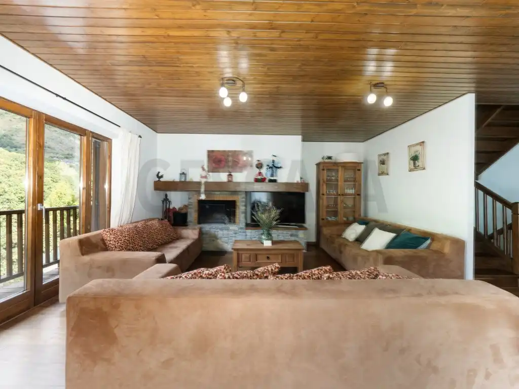 Haus zum Verkauf in Carrer Plaus, imagen 2